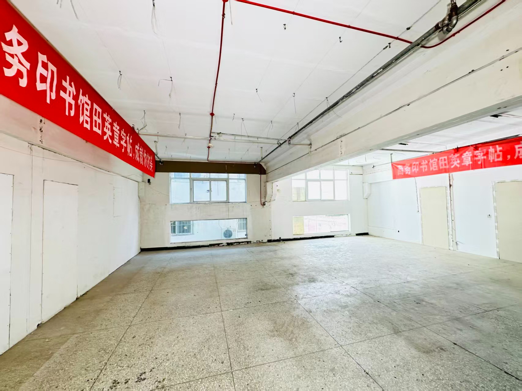 洛阳中电光谷建议再强化“人工智能算力中心、AI应用孵化、数字经济示范园”等产业概念，会更符合产业园招商语言_COPY